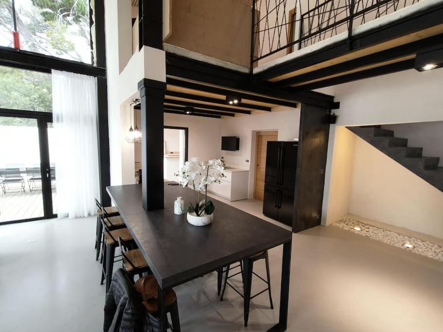 Industrial Luxury Nimes & Arles Villa Beaucaire  Luaran gambar