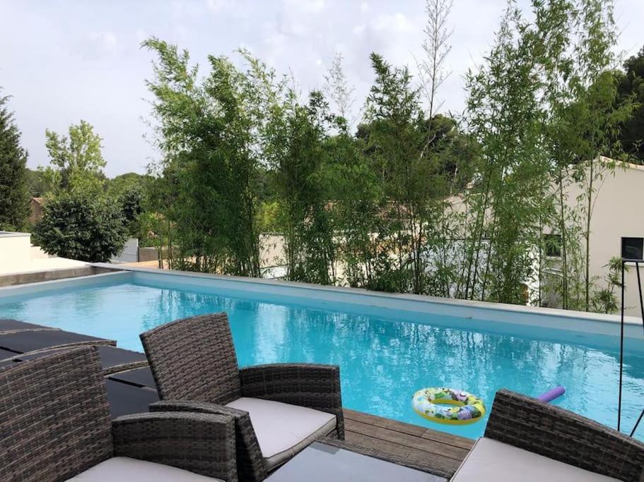 Industrial Luxury Nimes & Arles Villa Beaucaire  Luaran gambar